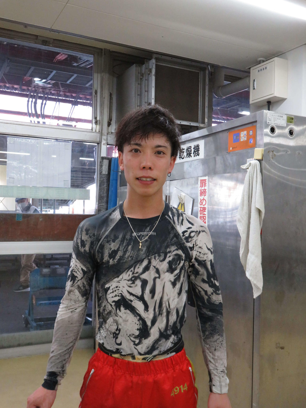 初日連勝を飾った吉田裕平（撮影・窪寺伸行）