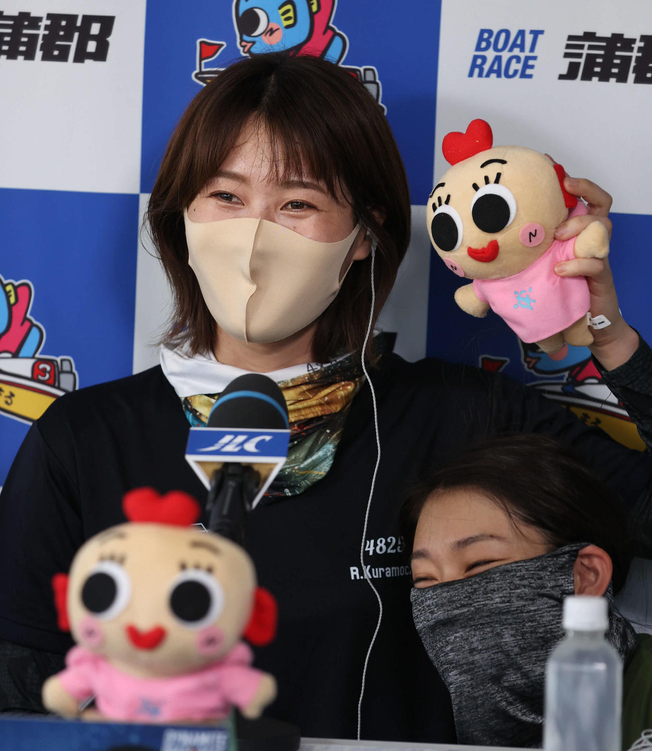 倉持莉々