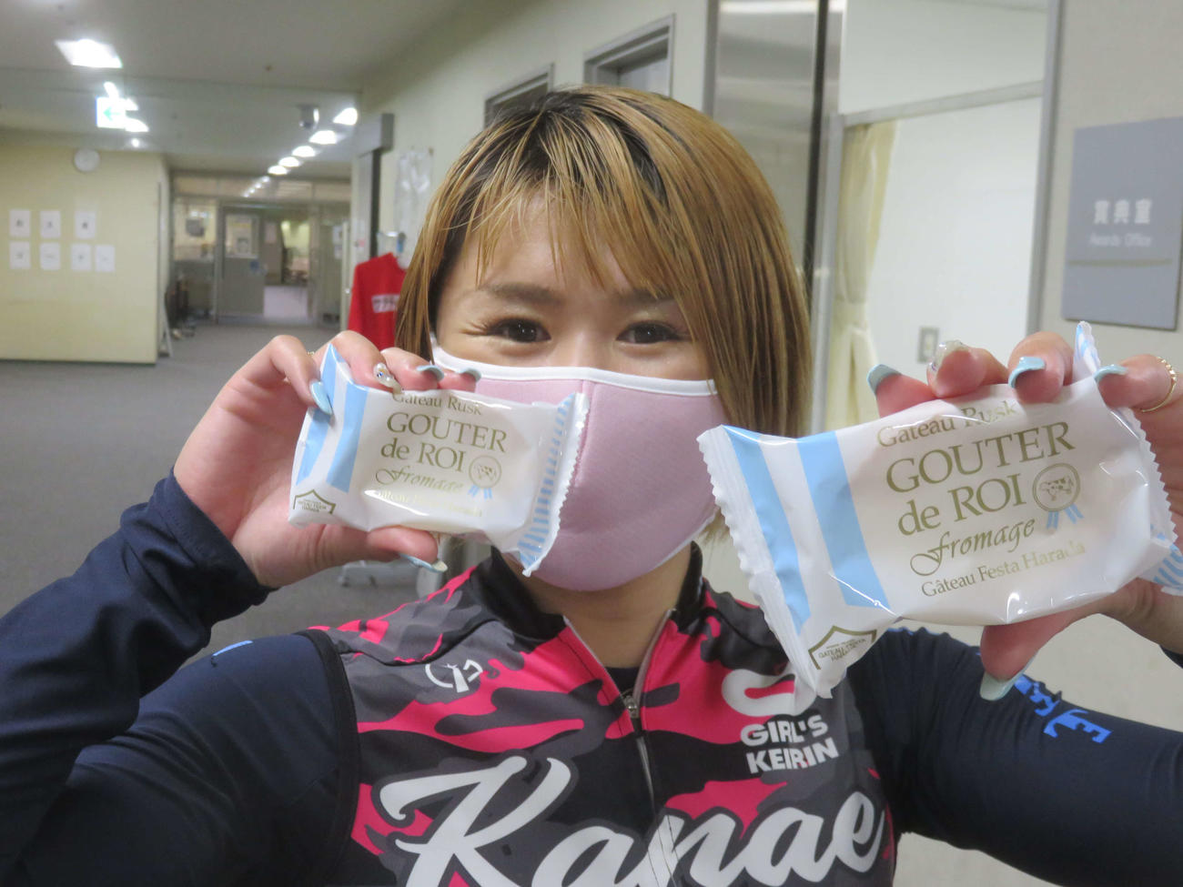 群馬名物のラスクを食べて苦手バンクを克服したい成田可菜絵