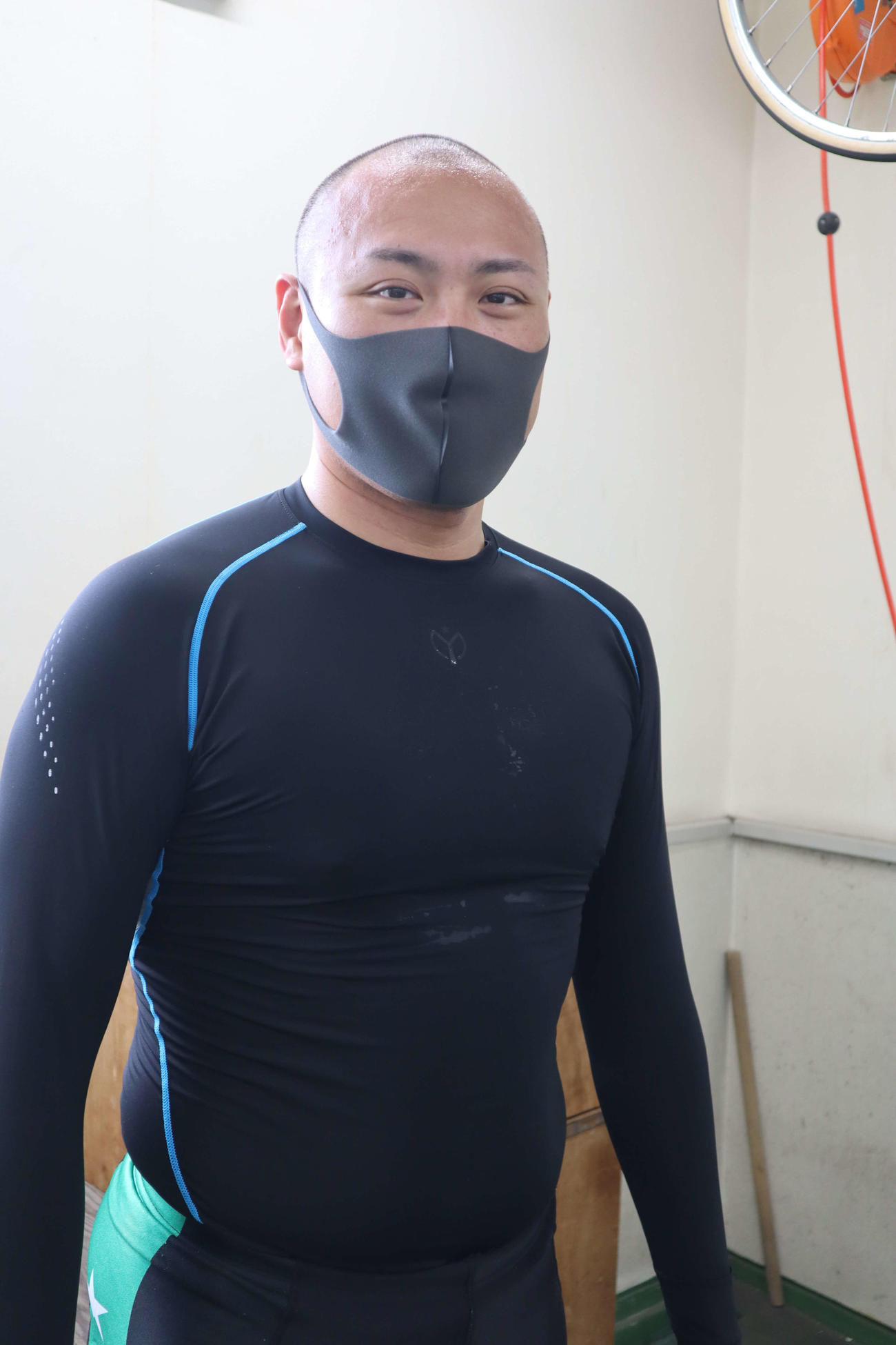 島田茂希が新人撃破の勢いそのままに準決6Rに挑む（撮影・音無剛）