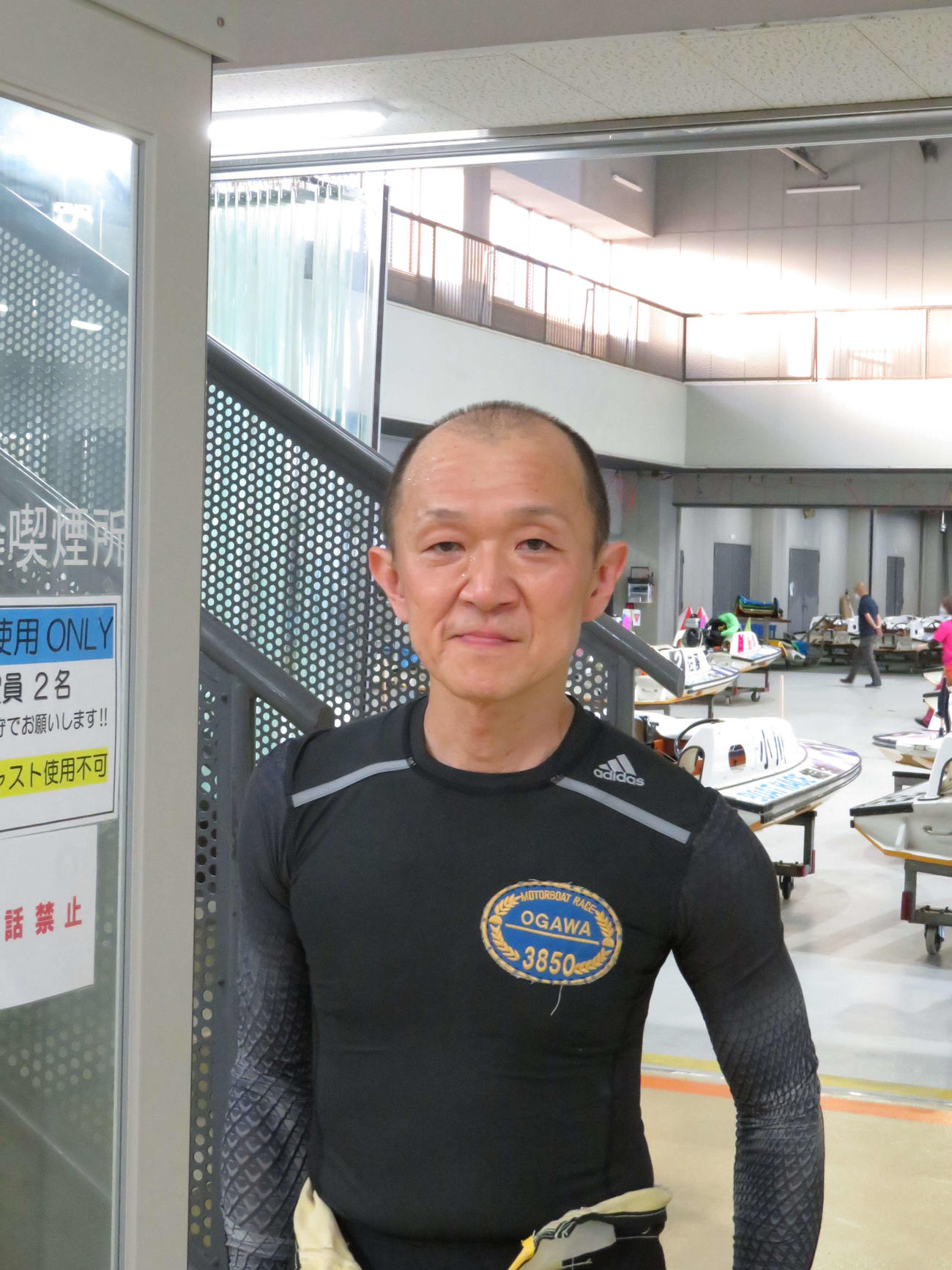 行き足と乗り心地に合格点を付けた小川知行（撮影・湯田坂賢一）