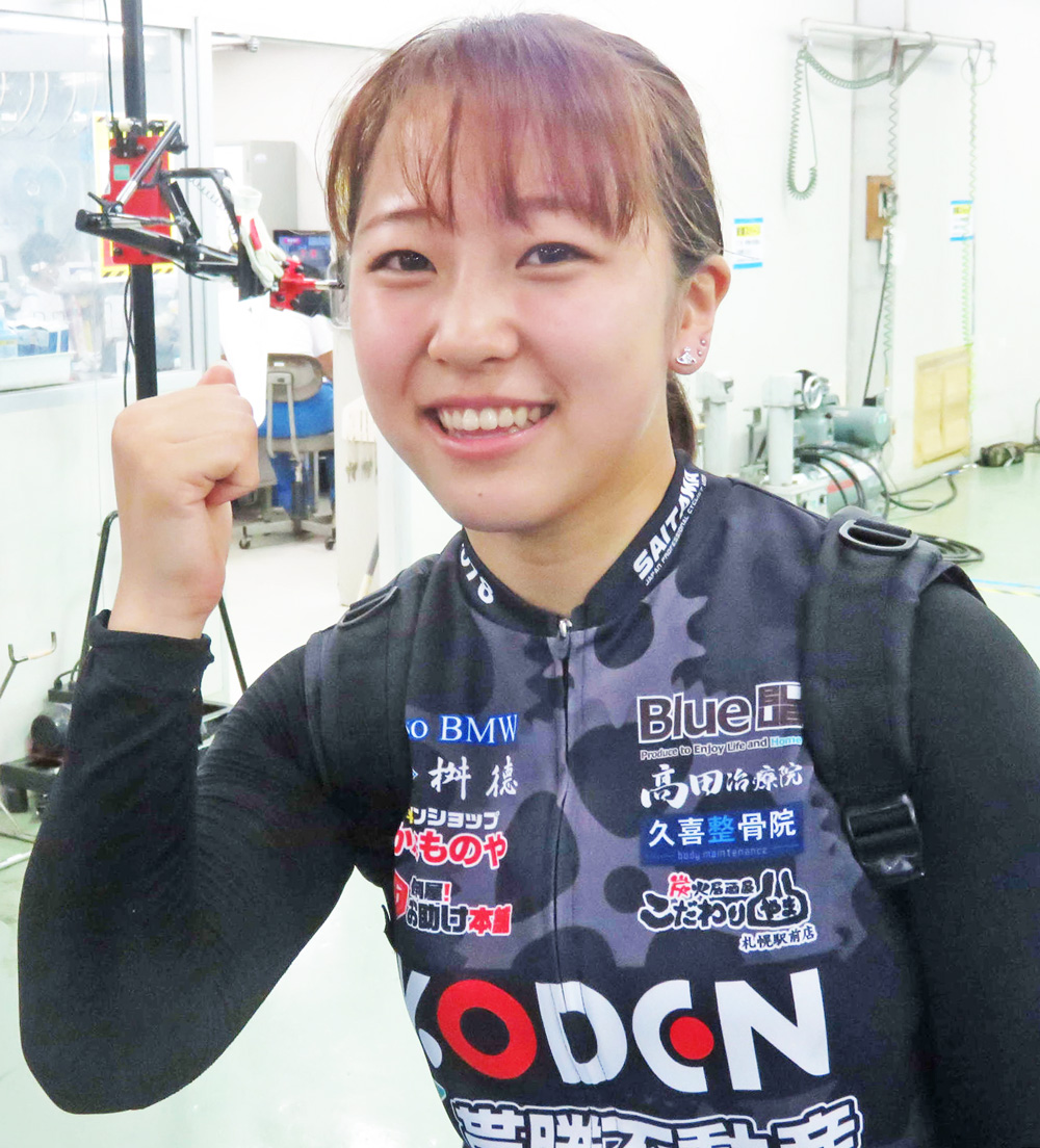 本格デビュー後、初の決勝進出を地元で決めて笑顔の飯田風音