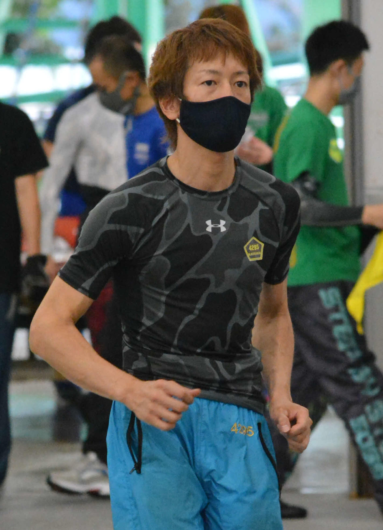 準優9Rは小坂尚哉が一気逃げを図る