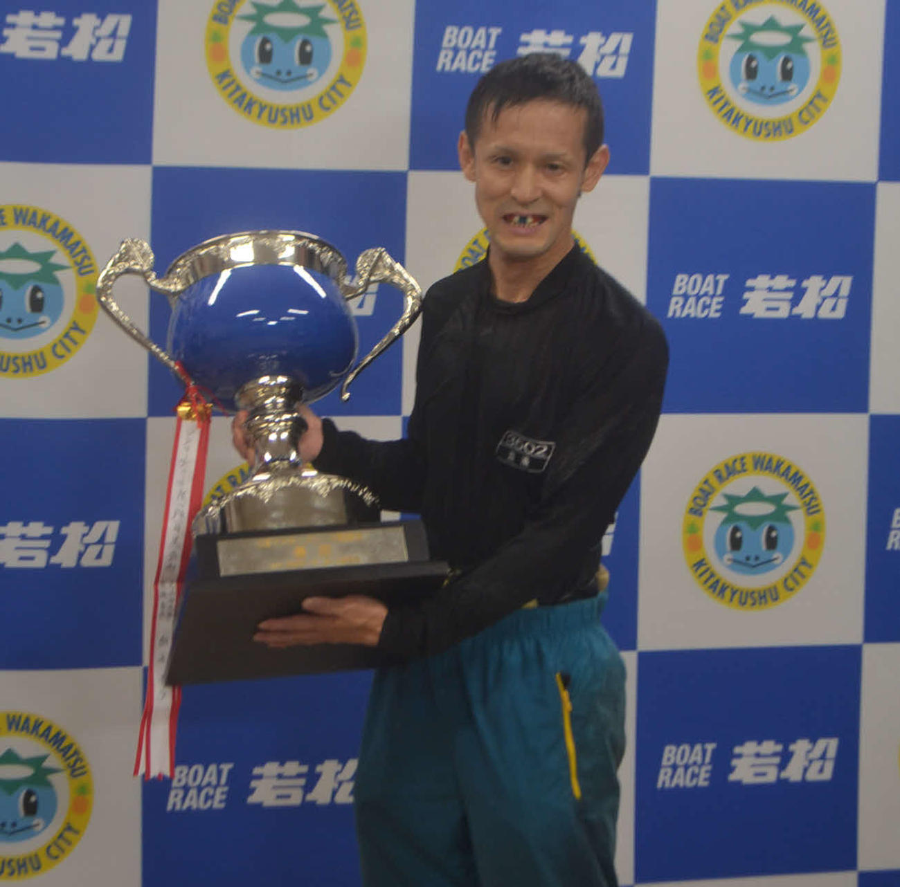 渡辺英児がインから巧みなターンで踏ん張り、今年初優勝を決めた
