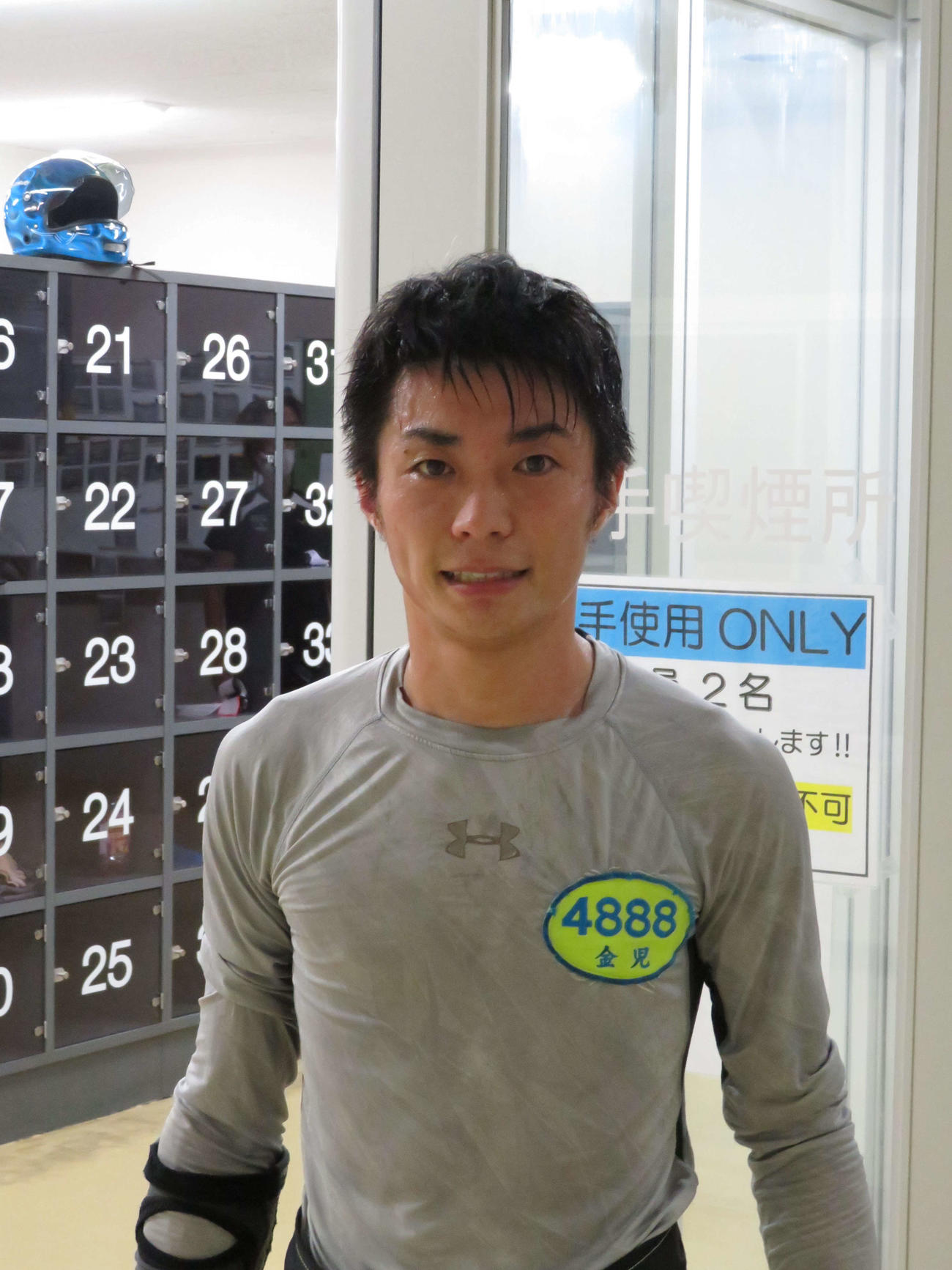初日連勝を飾った金児隆太（撮影・湯田坂賢一）