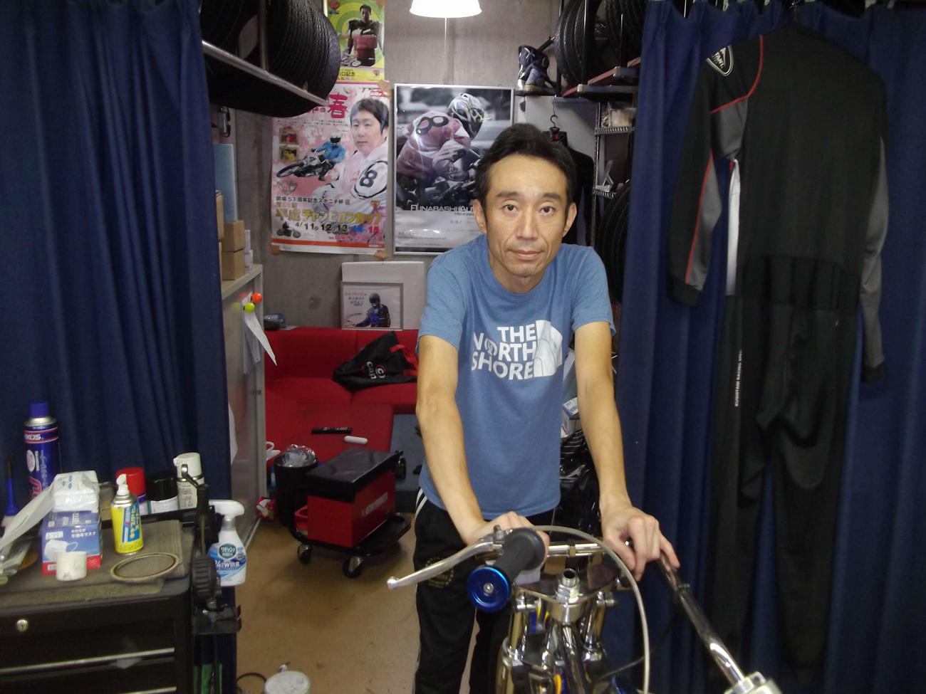 初日11R予選2着の永井大介が立て直しを図る（撮影・小川将司）
