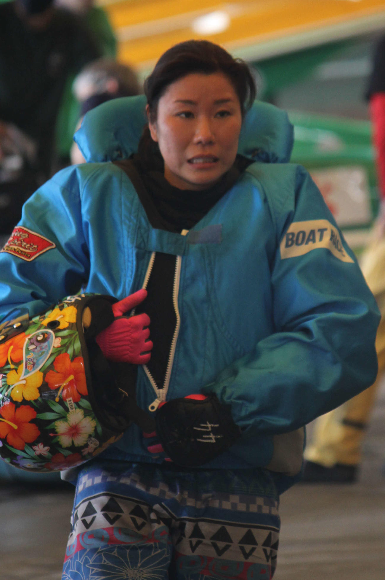 女子戦となった2日目7Rは中北涼がカドから一撃を見舞った（撮影・北條直治）