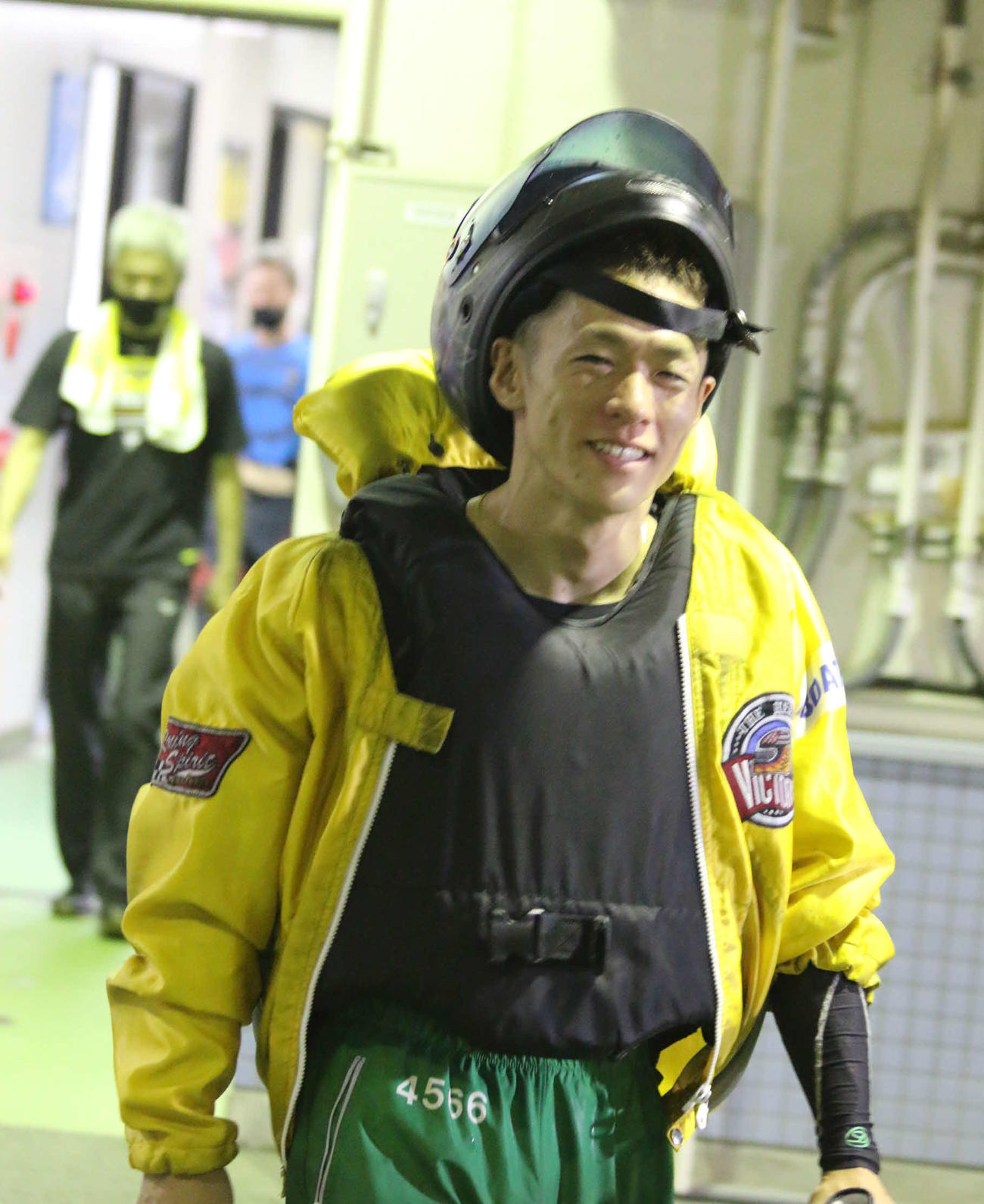塩田北斗が3日目連勝をマーク。笑顔で引き揚げてきた