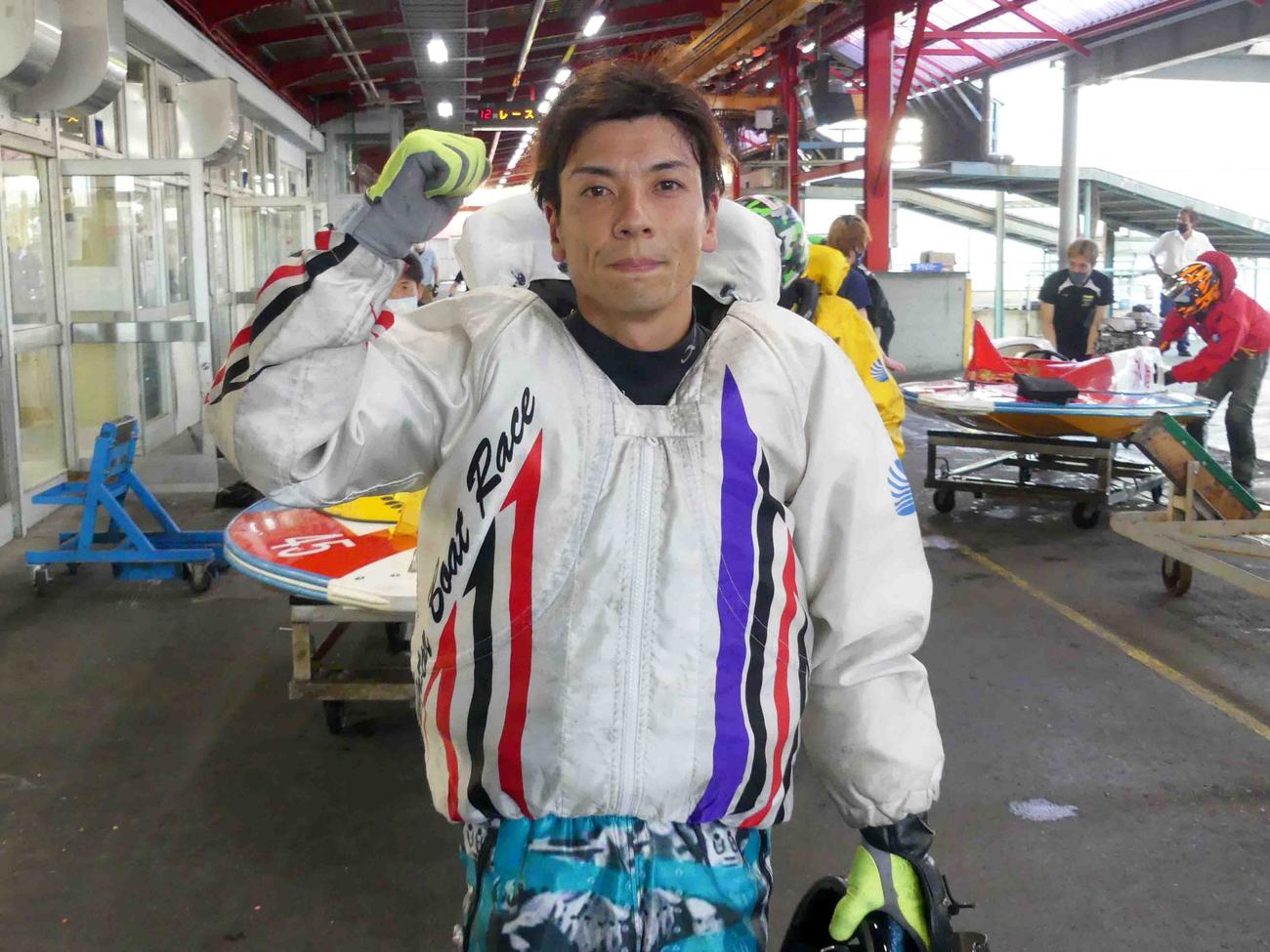 今年4度目Vを飾った尾嶋一広