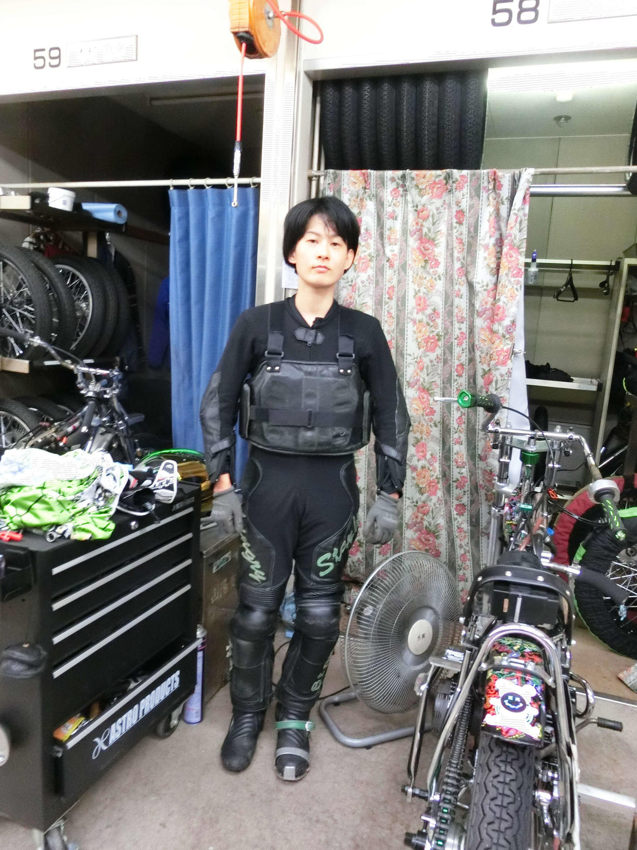 松尾彩は主戦の車に乗り替わり勝ち上がりを目指す（撮影・海老原実）