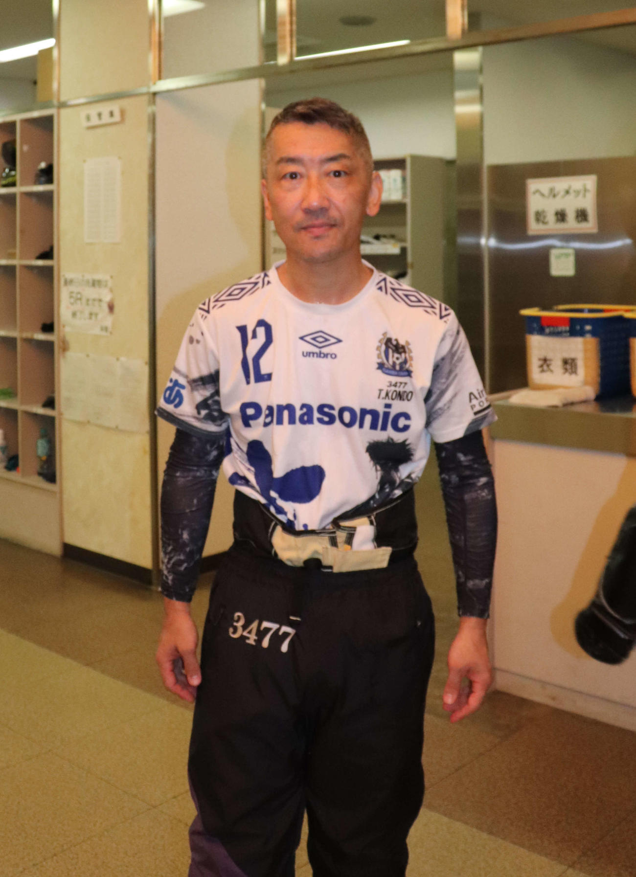 スーパーエース64号機を駆る近藤稔也が2日目も快パワーを発揮する（撮影・神田成史）