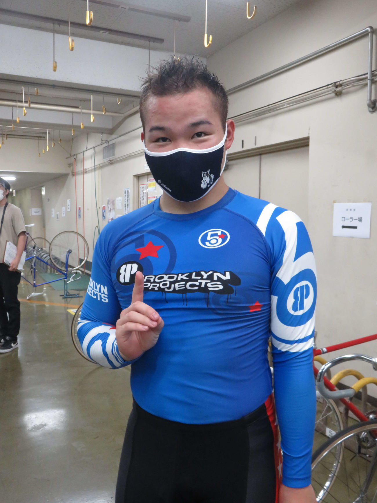 控えめな1着ポーズでS級初勝利を喜ぶ吉田有希