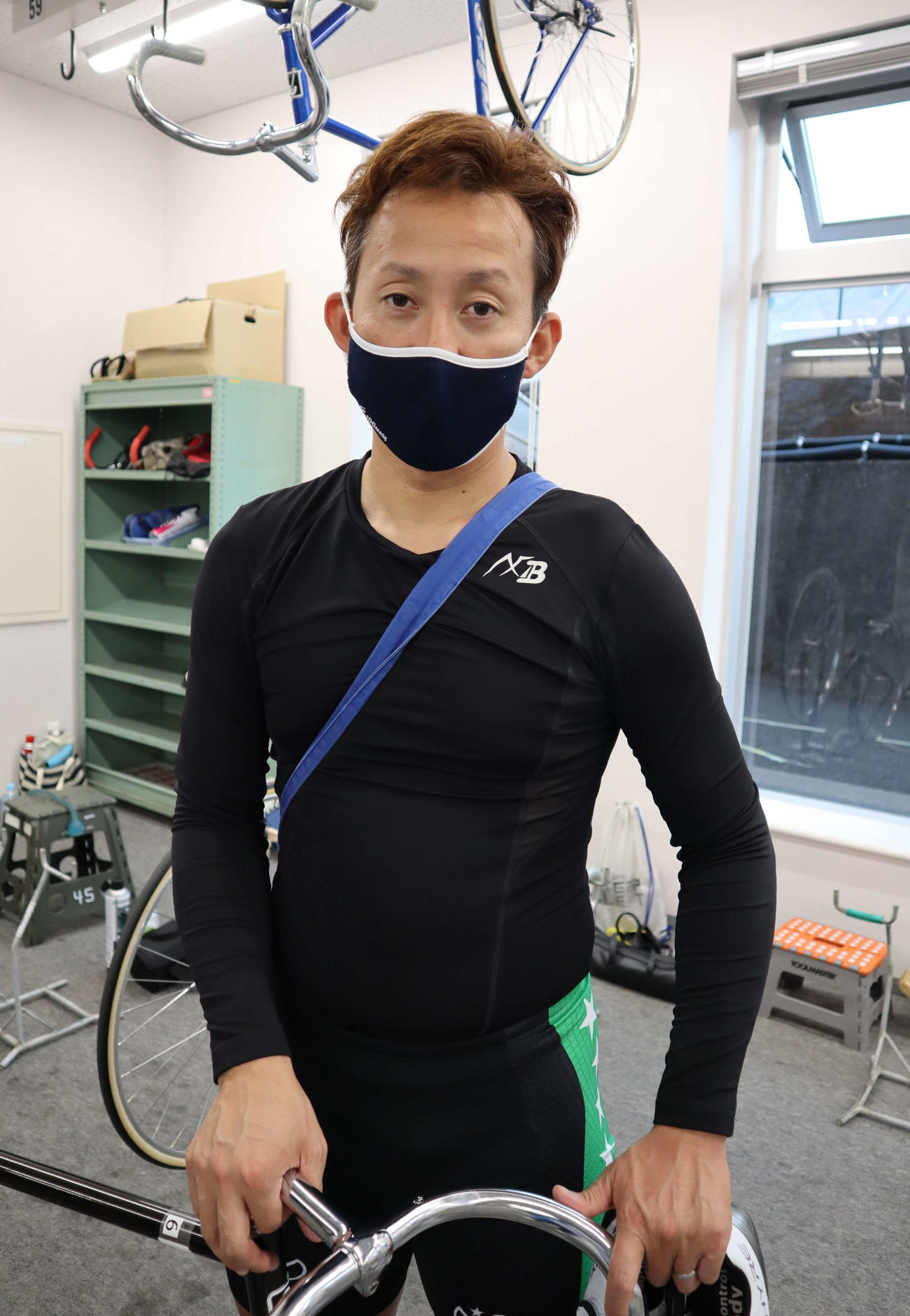 野崎将史は単騎戦をしのいで今期初の決勝に進出した（撮影・音無剛）