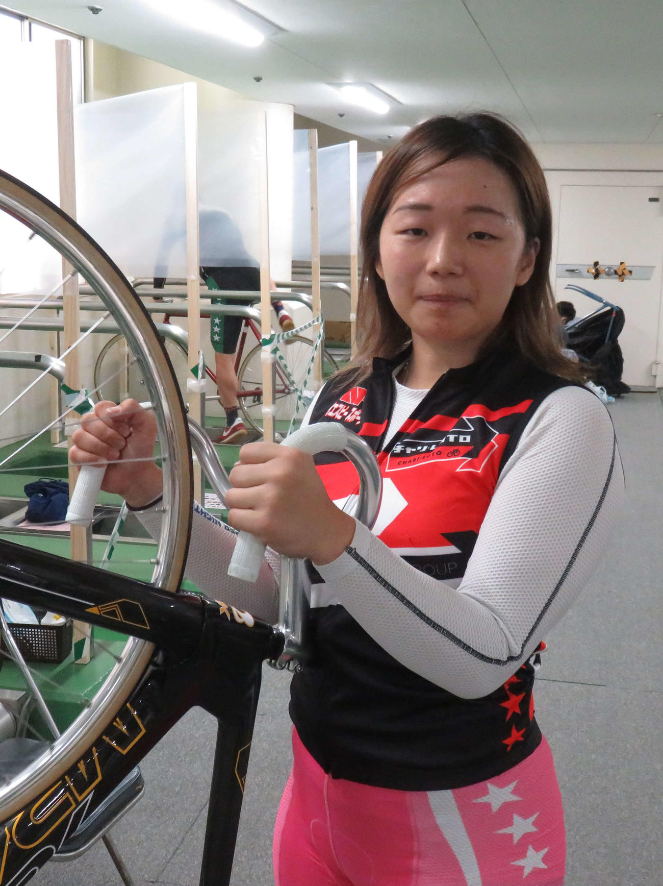 前場所から中2日でも元気な姿を見せる鈴木美教（撮影・野島成浩）