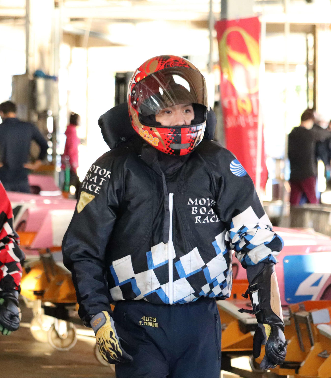 田村隆信が初日ツッキードリーム戦を差して制した（撮影・工藤浩伸）