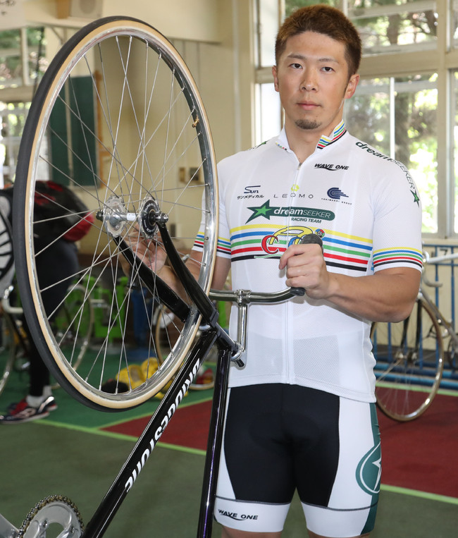 深谷知広