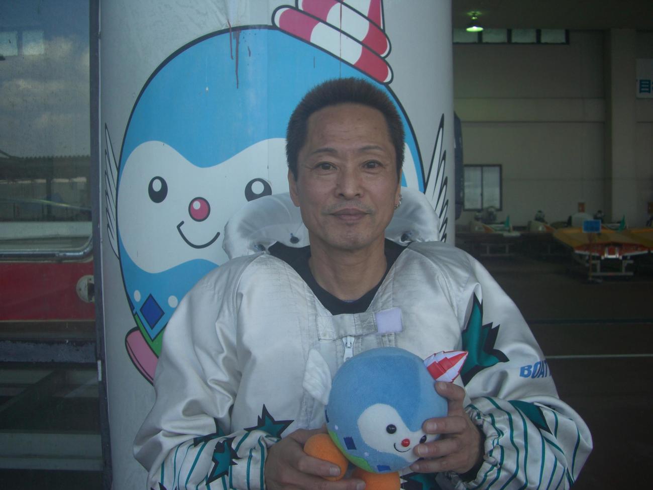 イン逃げ決めて優勝を飾った田頭実