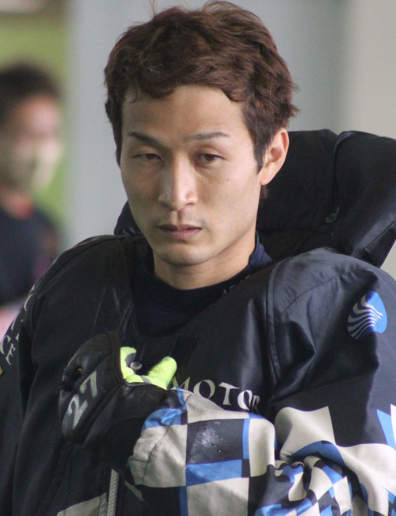 準優12Rは機力で抜けている岡村慶太が豪快に逃げる