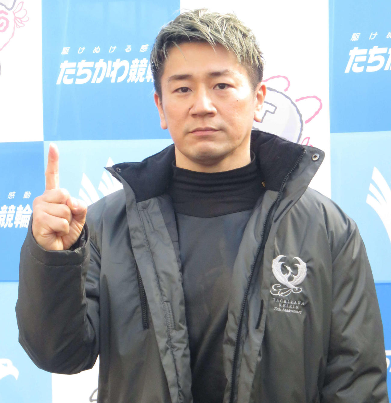 奇跡的な落車回避の末に1着をゲットした松村友和
