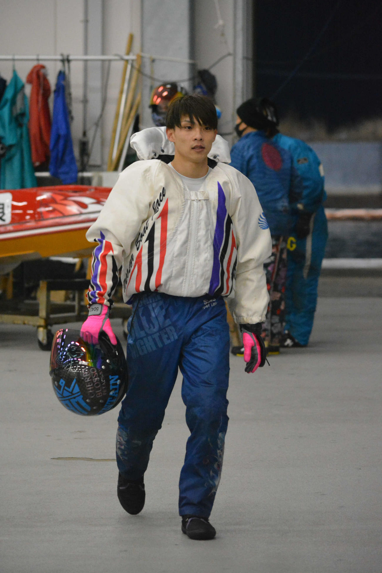 中村日向は峰竜太の攻めを封じて逃げ、G1初勝利を飾った