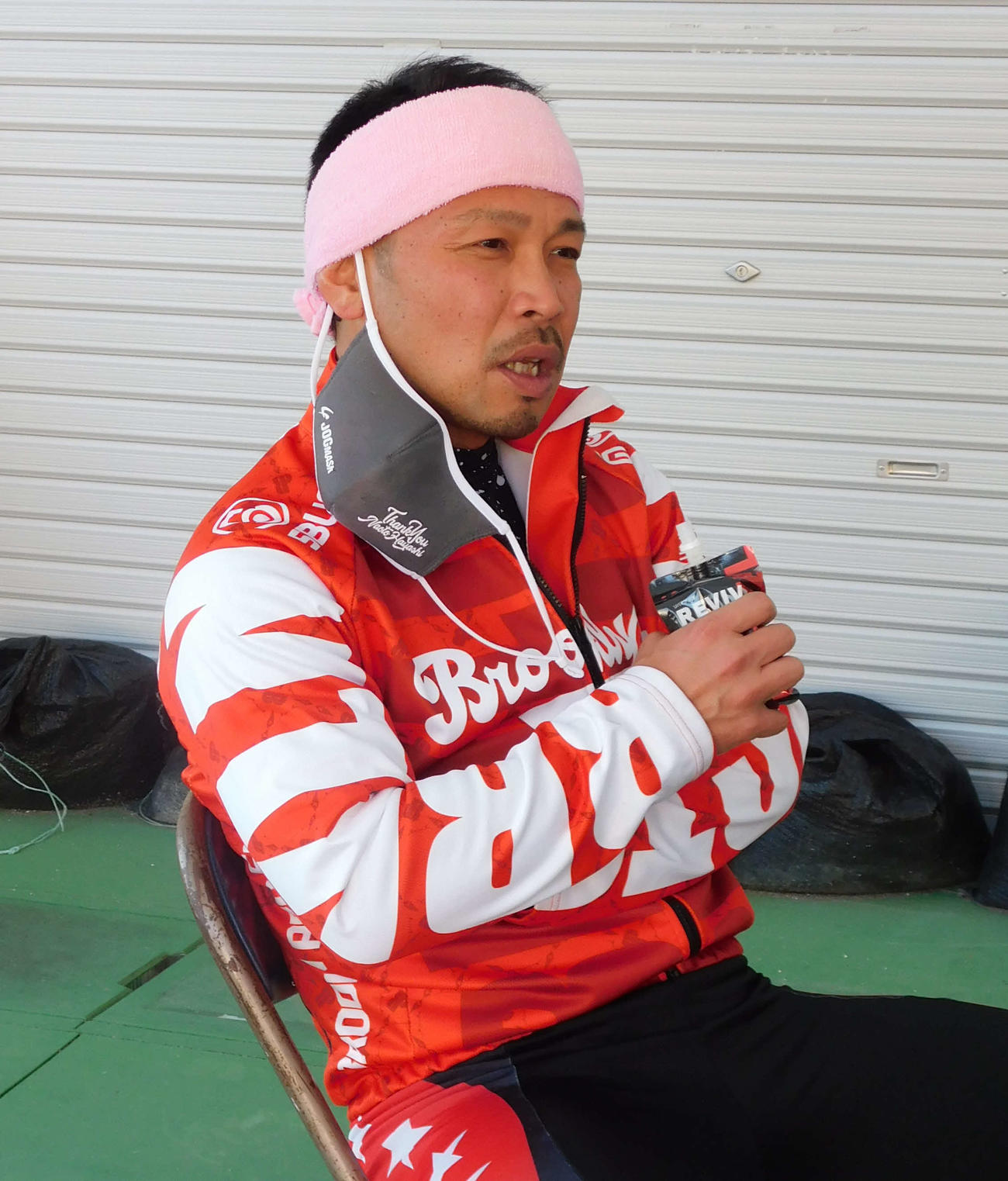 決勝進出者インタビューでレースを振り返る吉田敏洋
