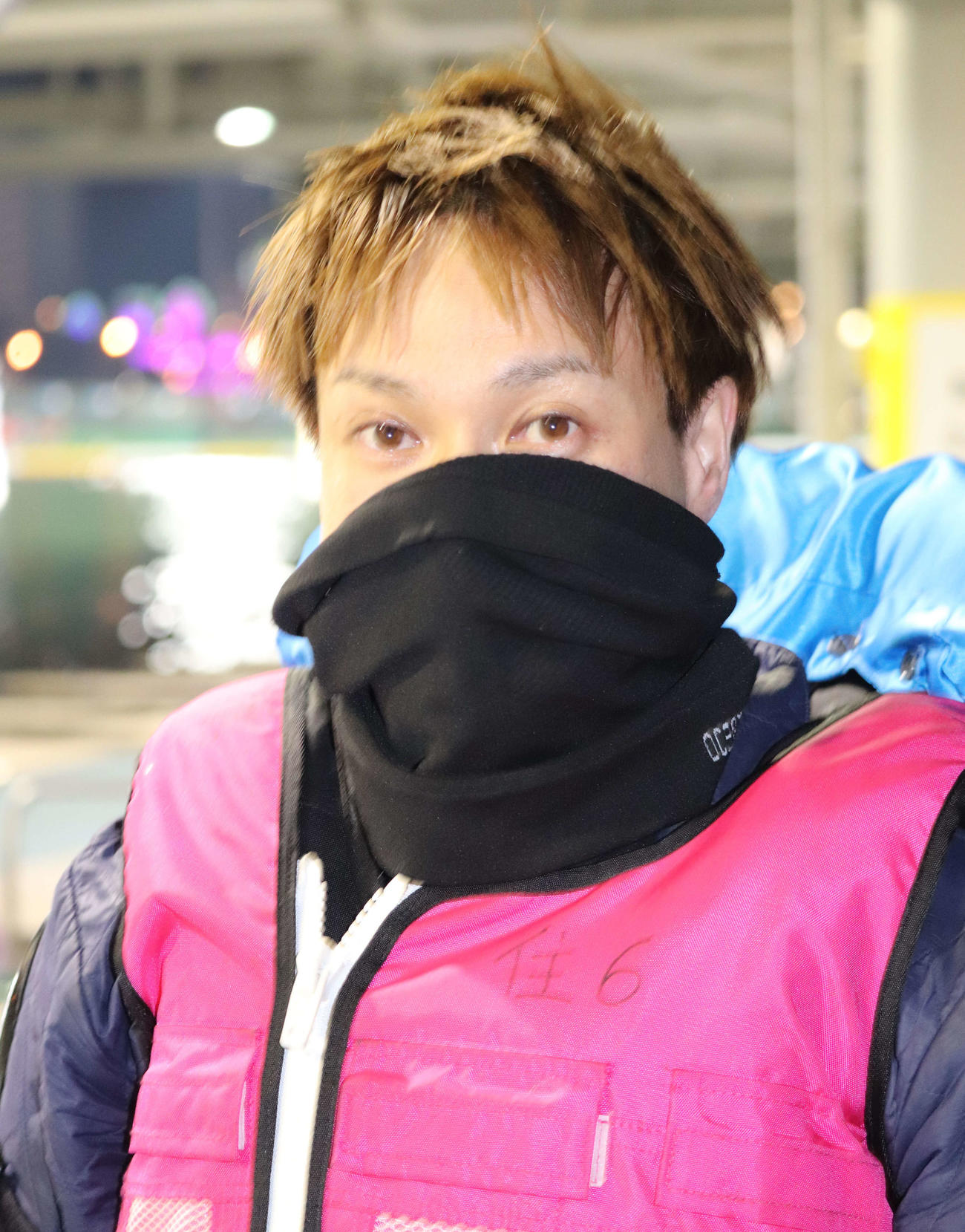 渡辺俊介が全大阪王将戦で優勝した石野貴之が完璧に仕上げた67号機をゲットした（撮影・神田成史）
