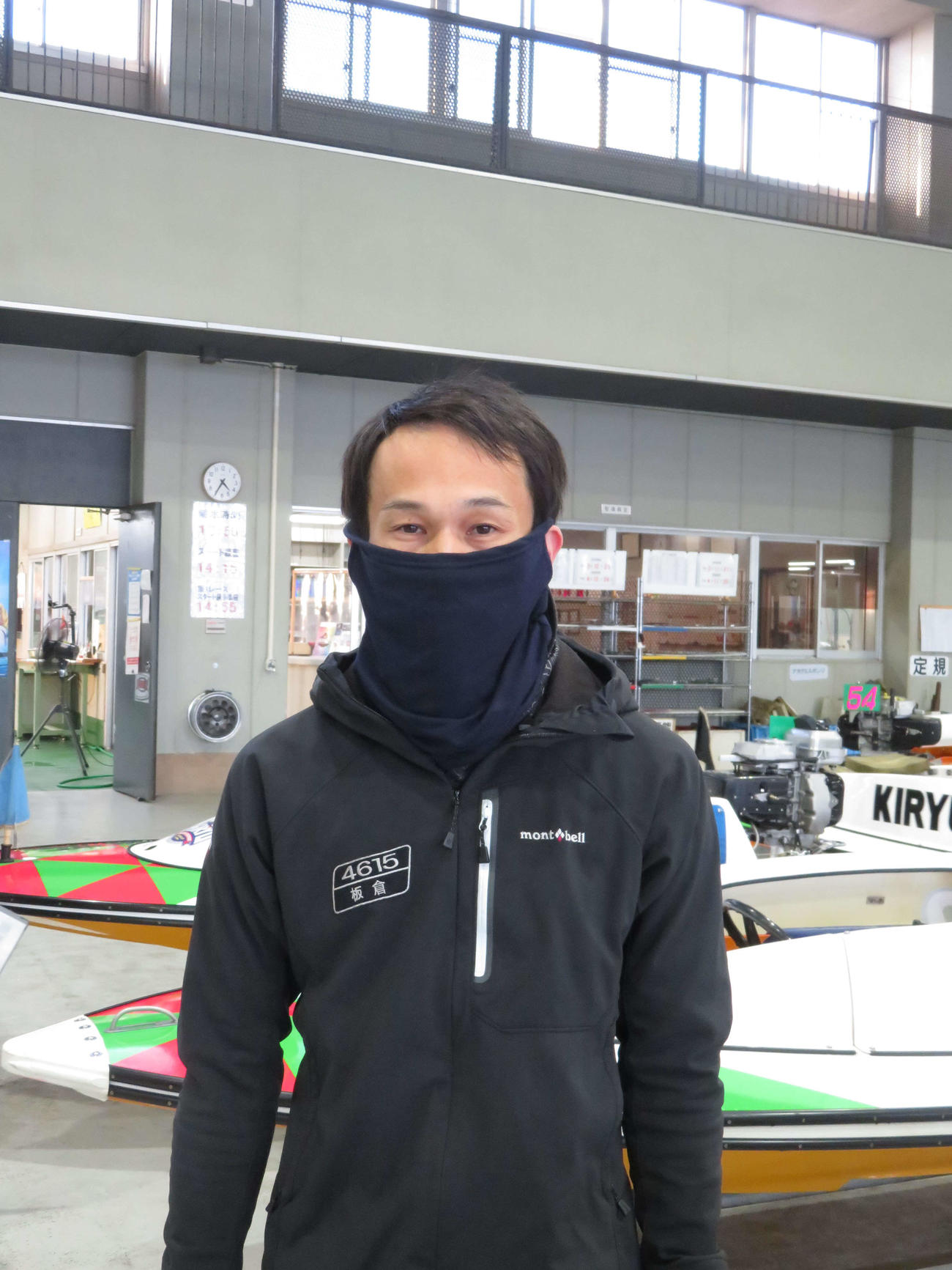 素早く仕上げて2、1着の好発進を決めた板倉敦史