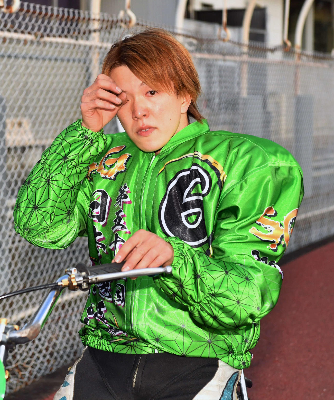 昨年の日本選手権で優勝して涙を流した鈴木圭一郎が、2度目の技能賞を受賞した