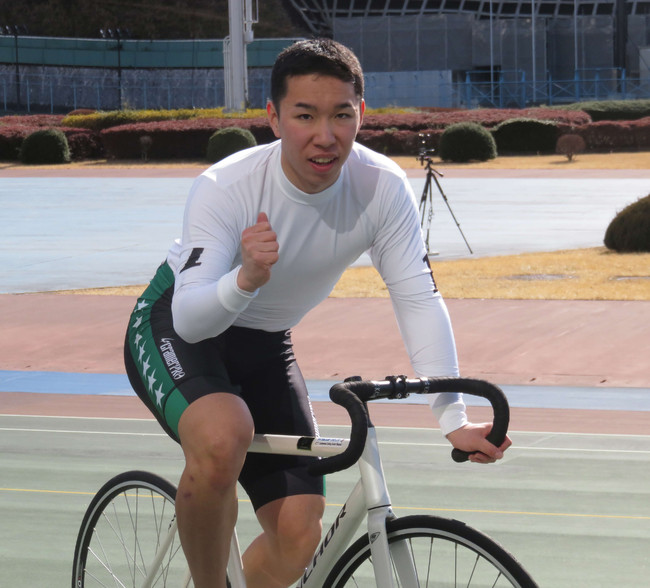 菊池岳仁