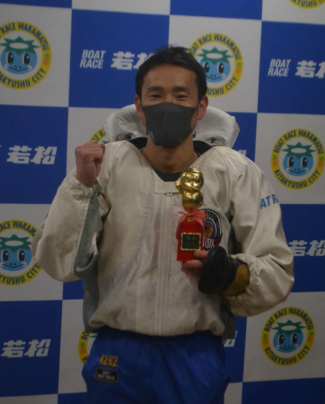 逃げを決めた馬場貴也は今年3度目の優勝にガッツポーズを見せた