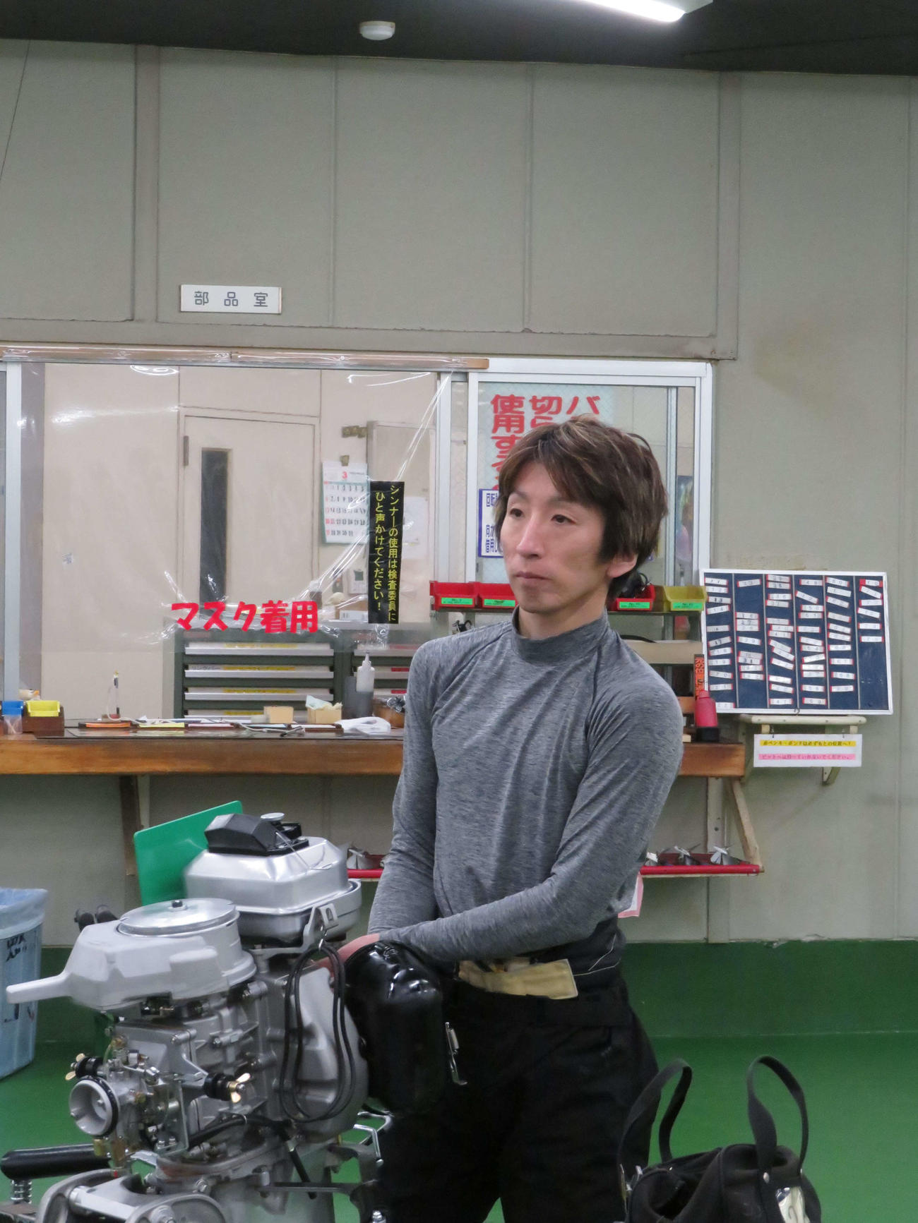 パワフルな走りでオール3連対を守る吉田慎二郎（撮影・湯田坂賢一）