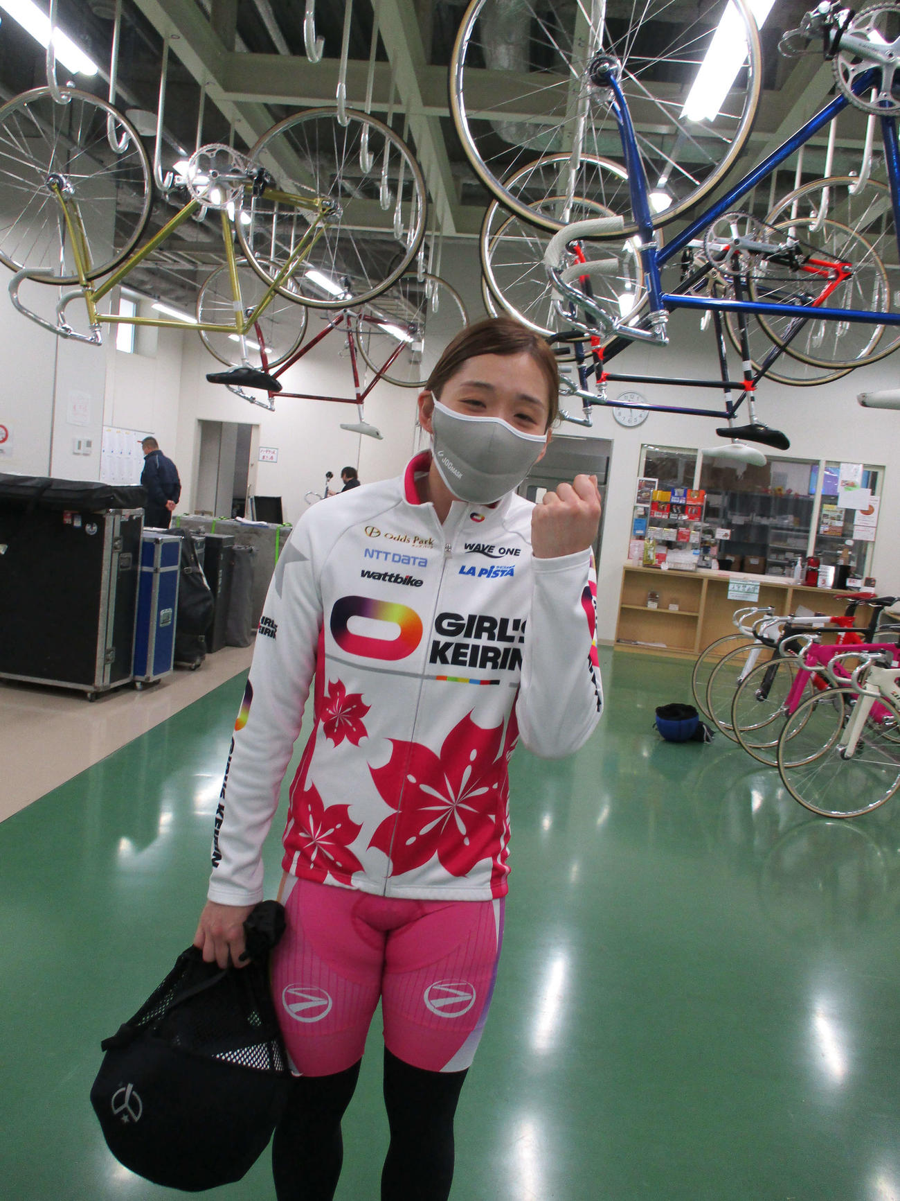 3着で決勝へ進出した吉川美穂が在所1位の意地を見せる（撮影・榎並義朗）