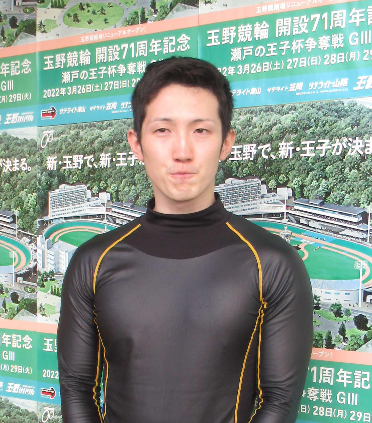 地元で決勝進出を果たした山根将太が先行勝負に徹する