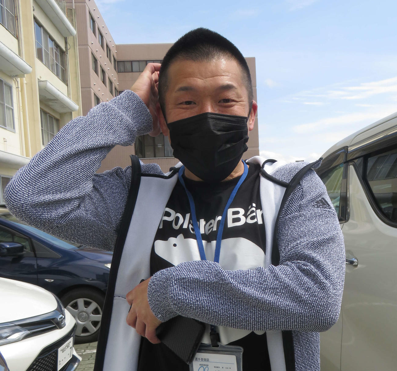 「息子が高校に合格しましてね」と笑う白戸淳太郎