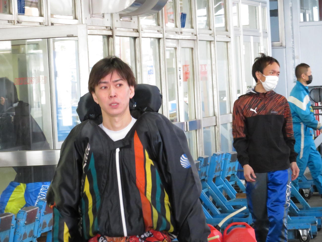 進入から意欲的な浜本裕己