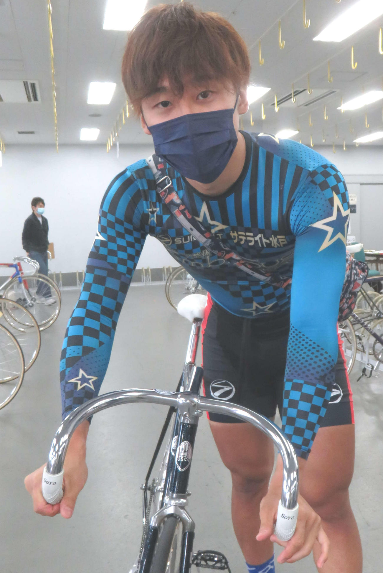 初日特選のリベンジを誓う真杉匠