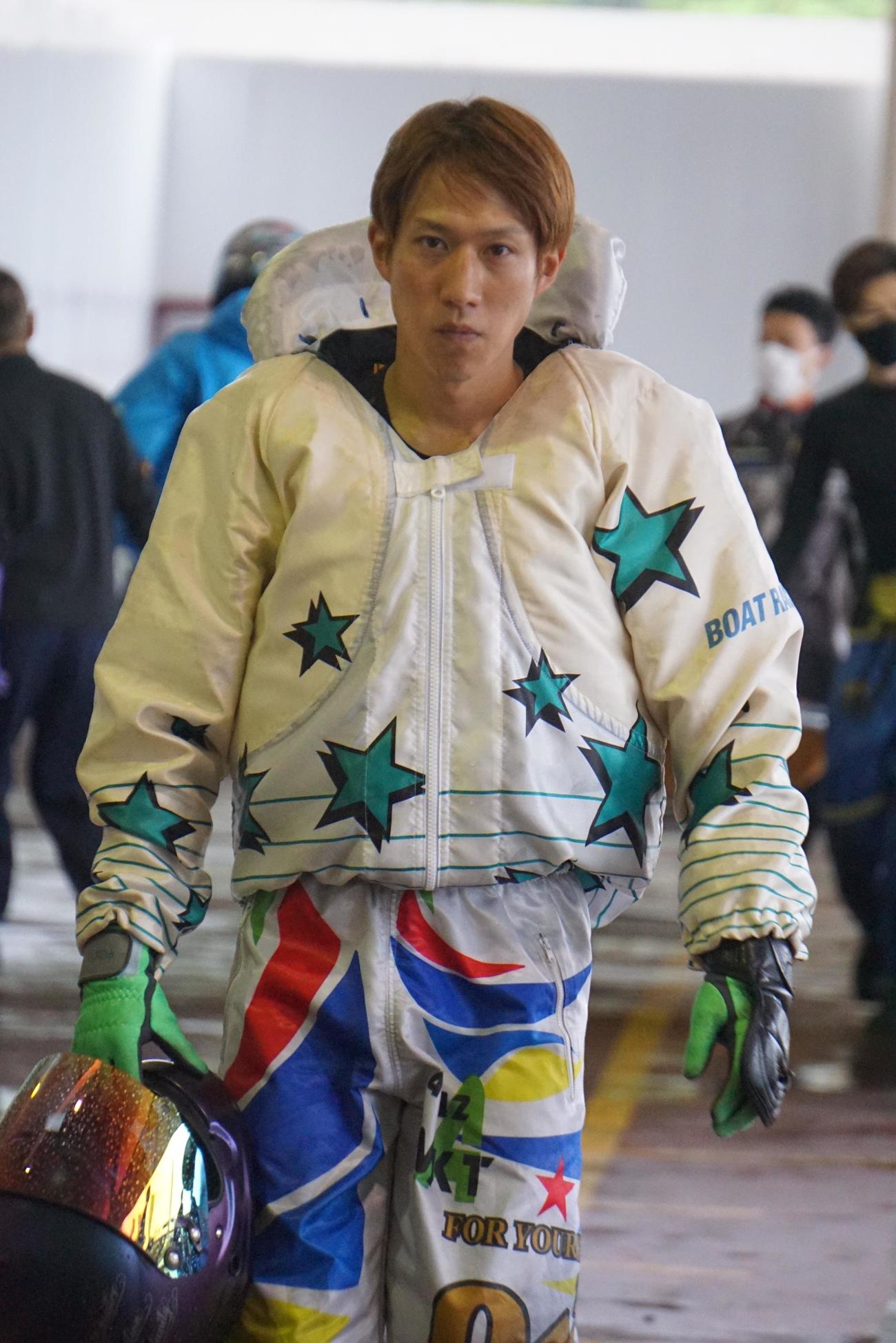 中田達也がしぶとい走りをみせている