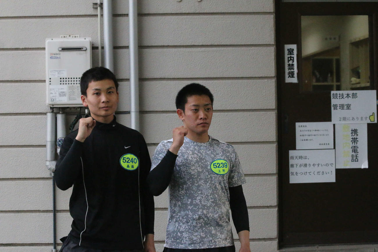 130期の高橋龍治（左）は2R、上野俊樹は1Rでともにデビュー戦を迎える