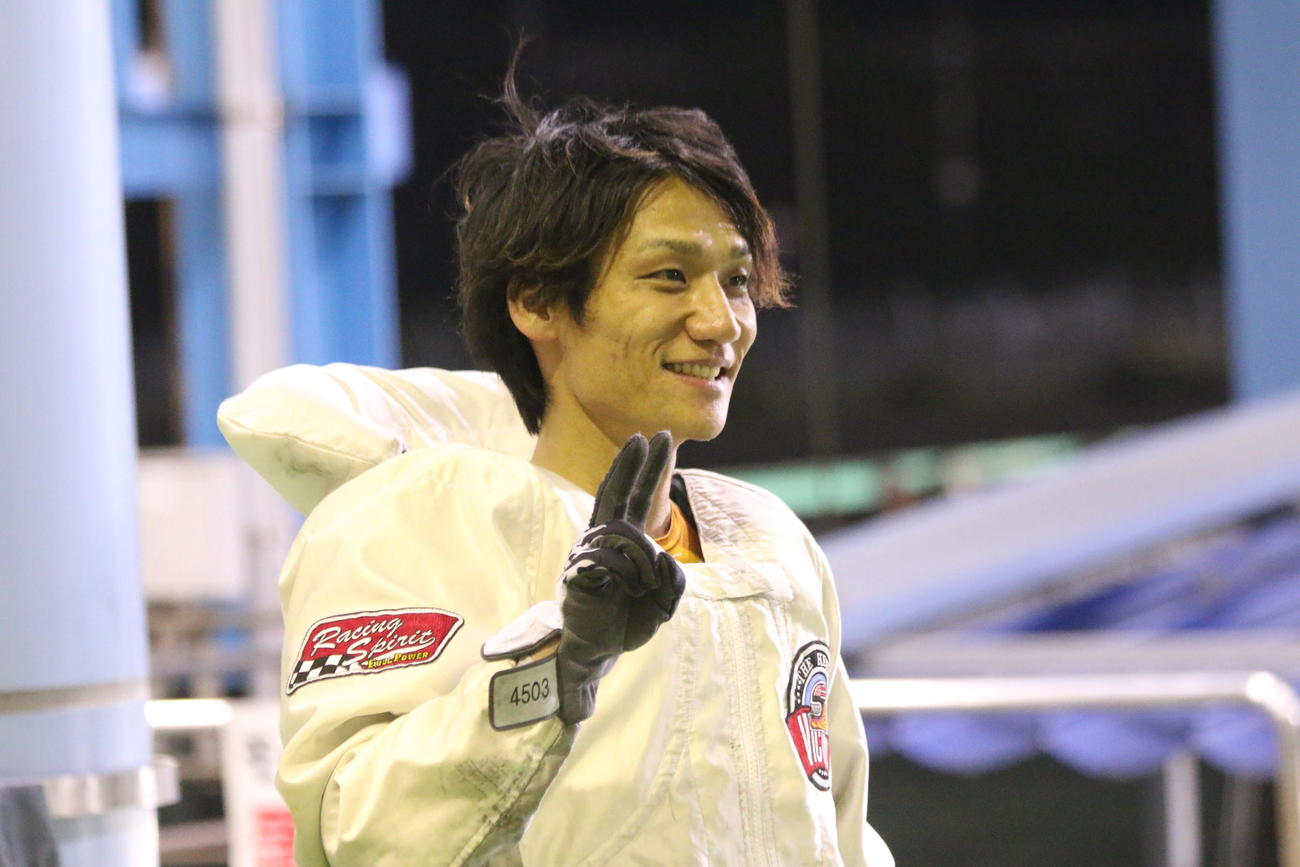 準優10Rを勝った上野真之介はVサインを見せたが、優勝戦でも逃げ切れるか