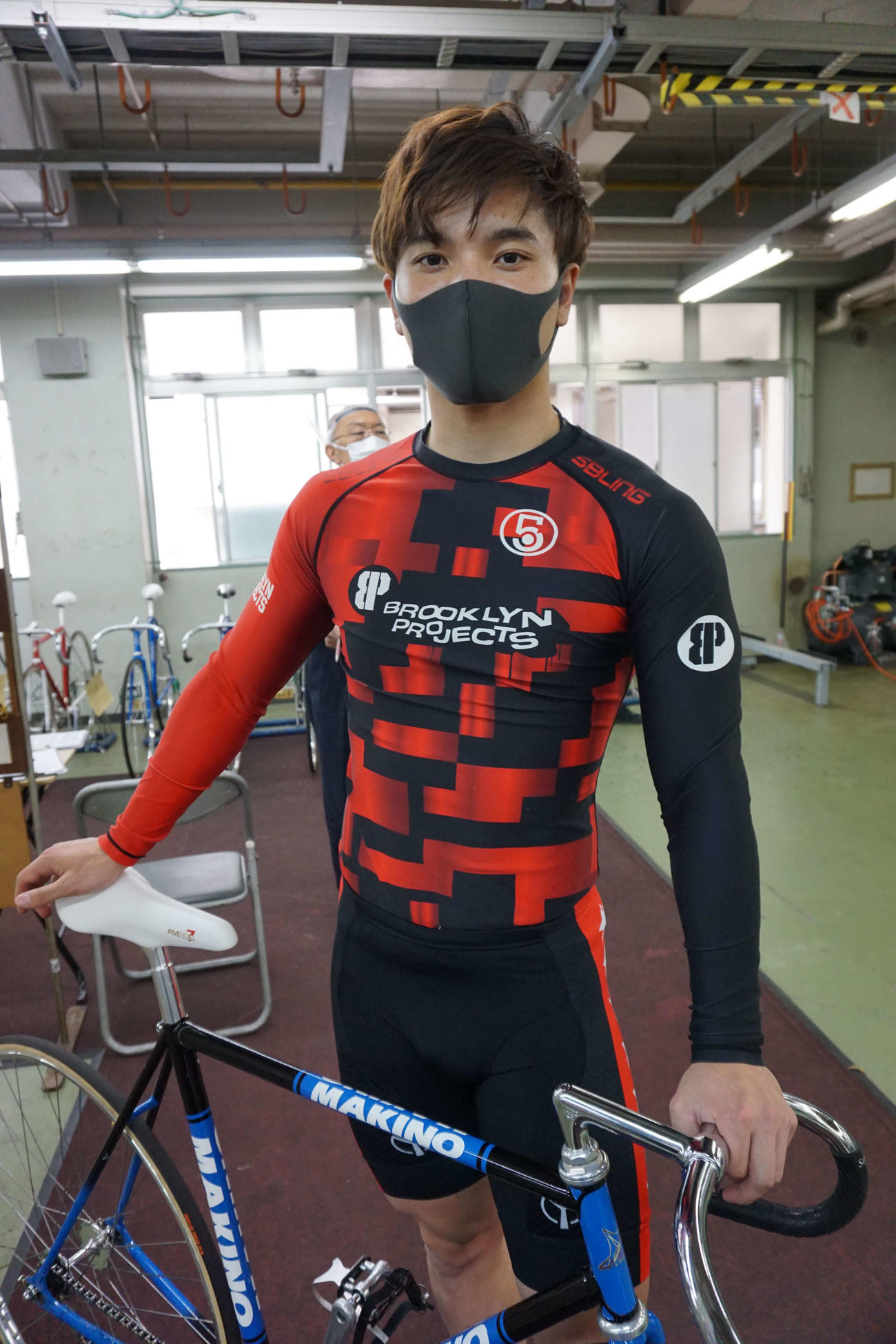 嵯峨昇喜郎が好展開をものにする