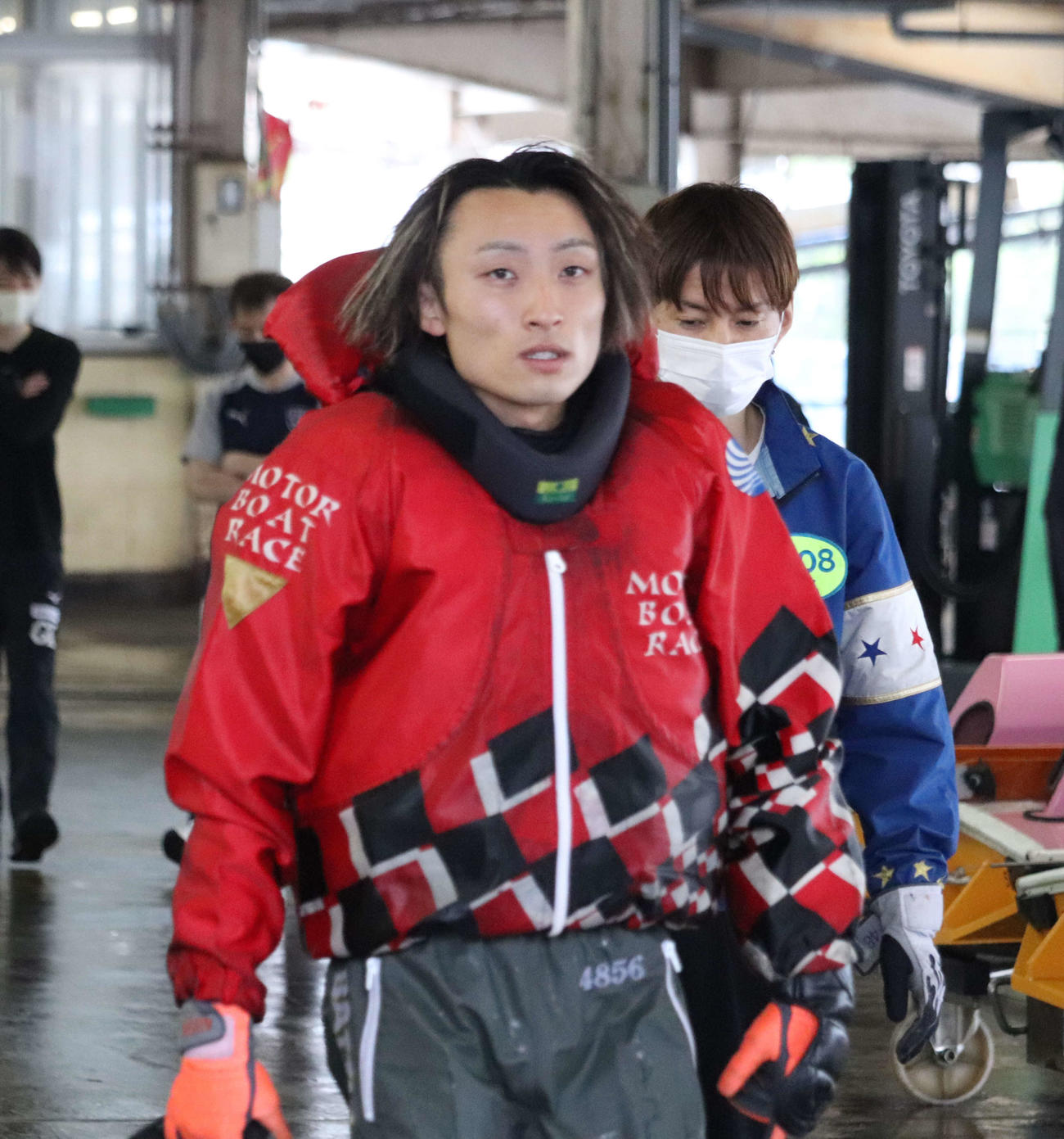 豊田健士郎が大外から流れを引き寄せる