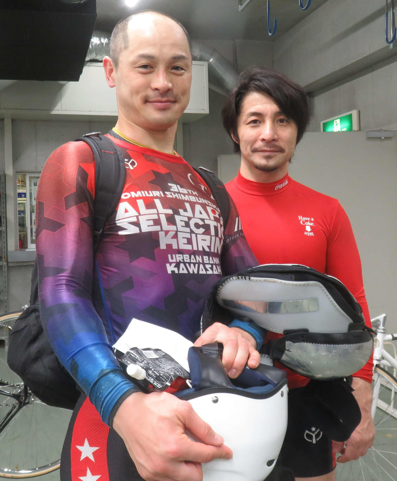 決勝もワンツーを狙う北津留翼（左）と園田匠