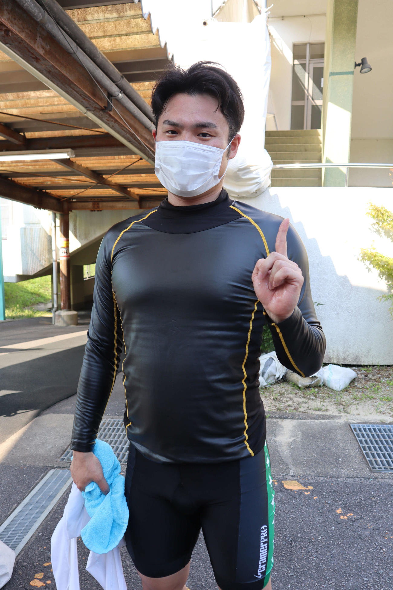開幕戦を勝った栗田万生が節目の100勝を達成した（撮影・音無剛）