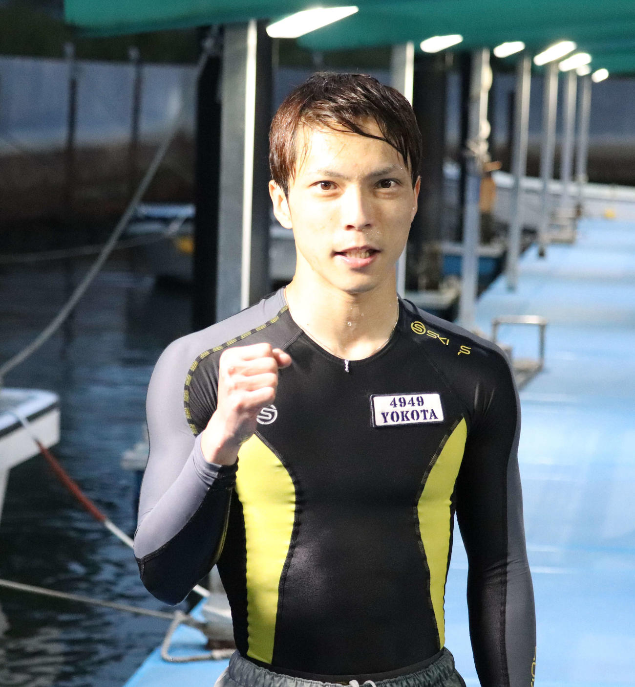 横田貴満が水神祭を終えてガッツポーズ