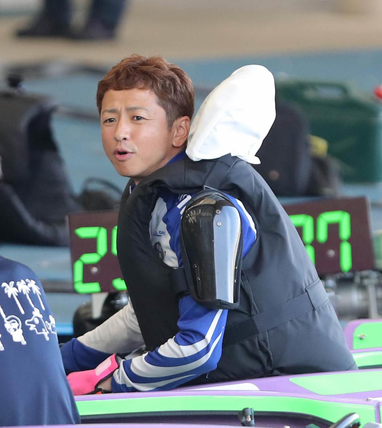 石野貴之