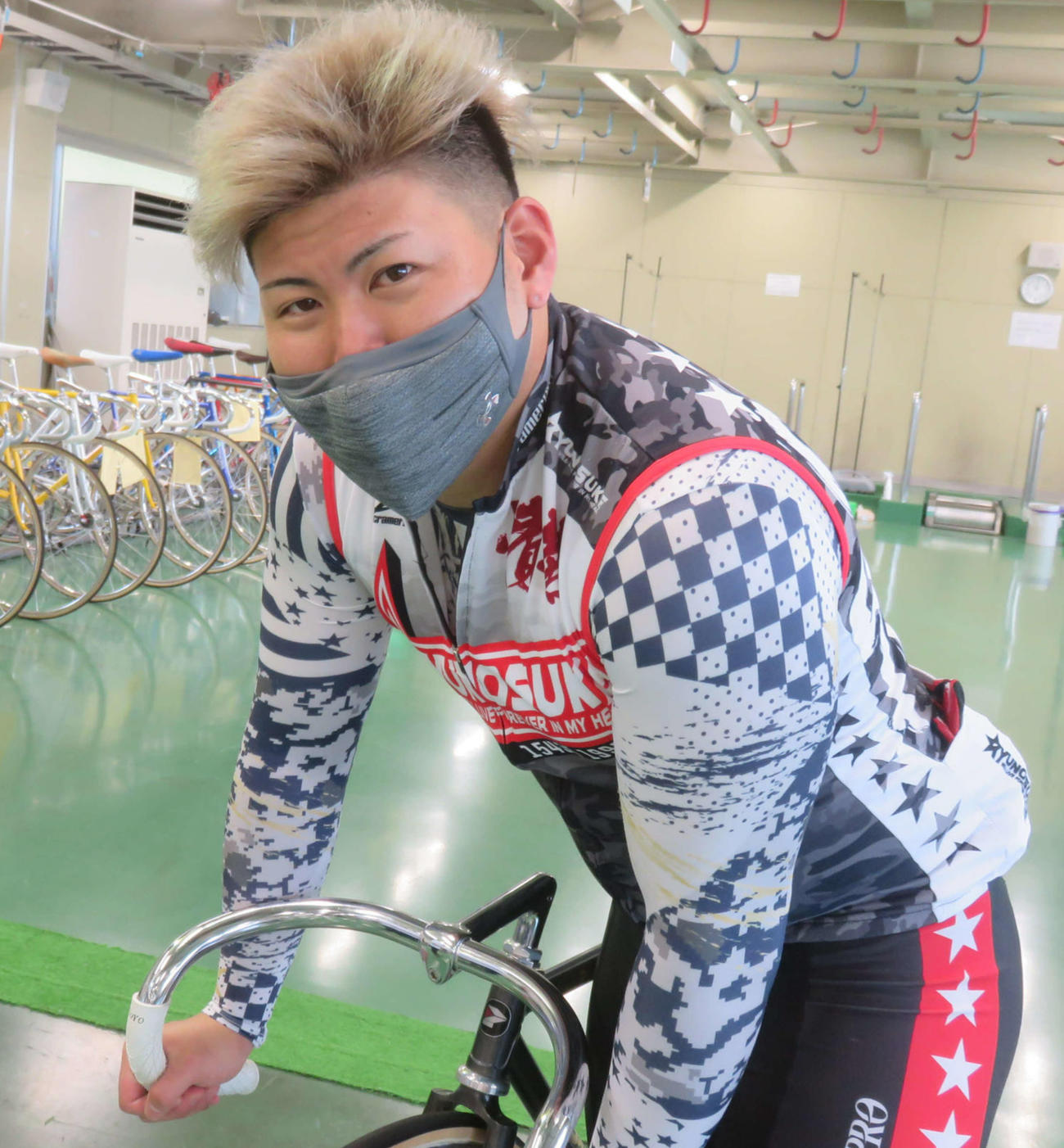 落車明け2場所目で反撃を期す小笠原光