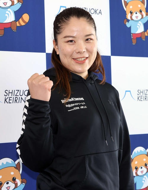 小林優香