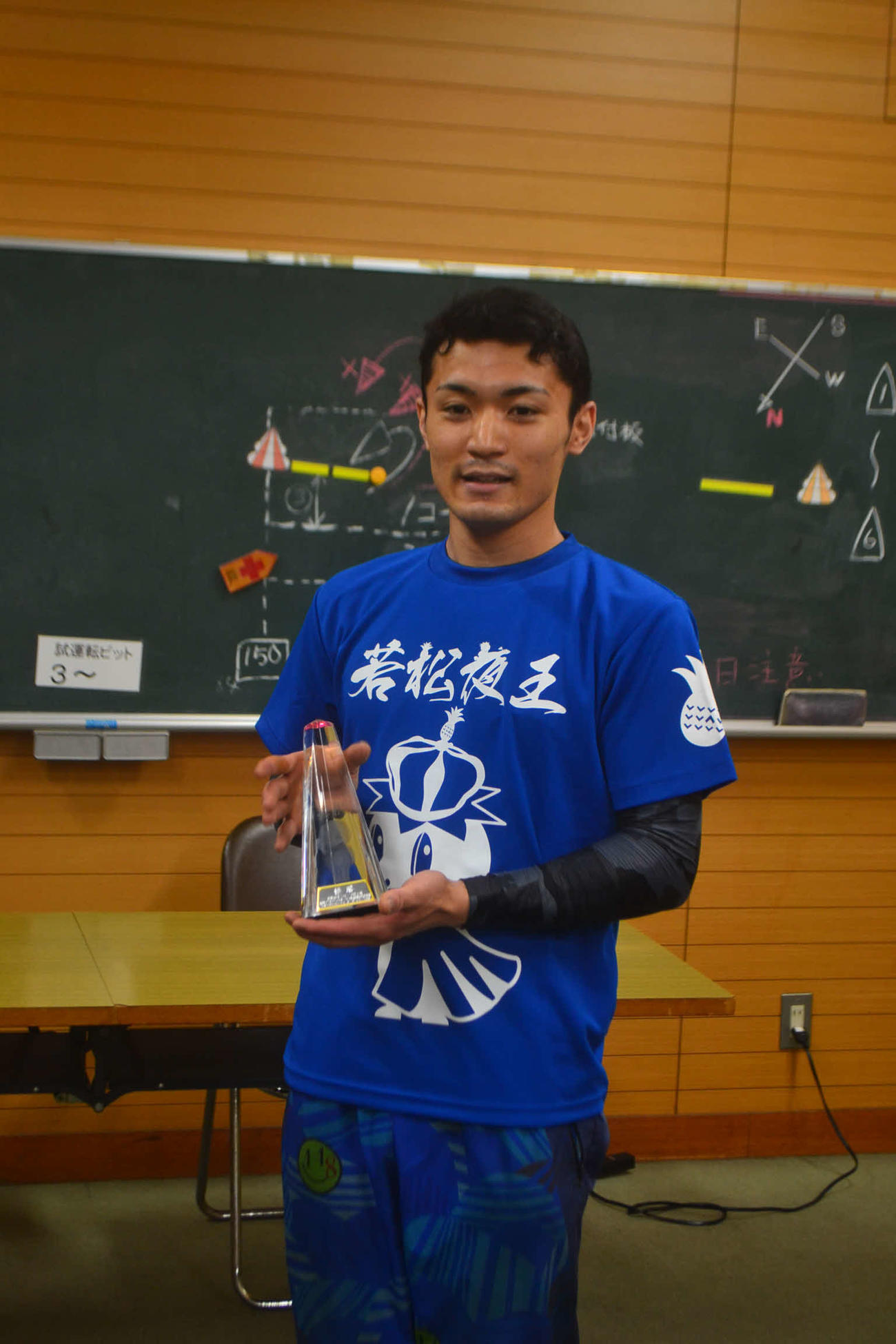 新開航は2コース差しを決めて今年6度目、若松は初優勝を飾った
