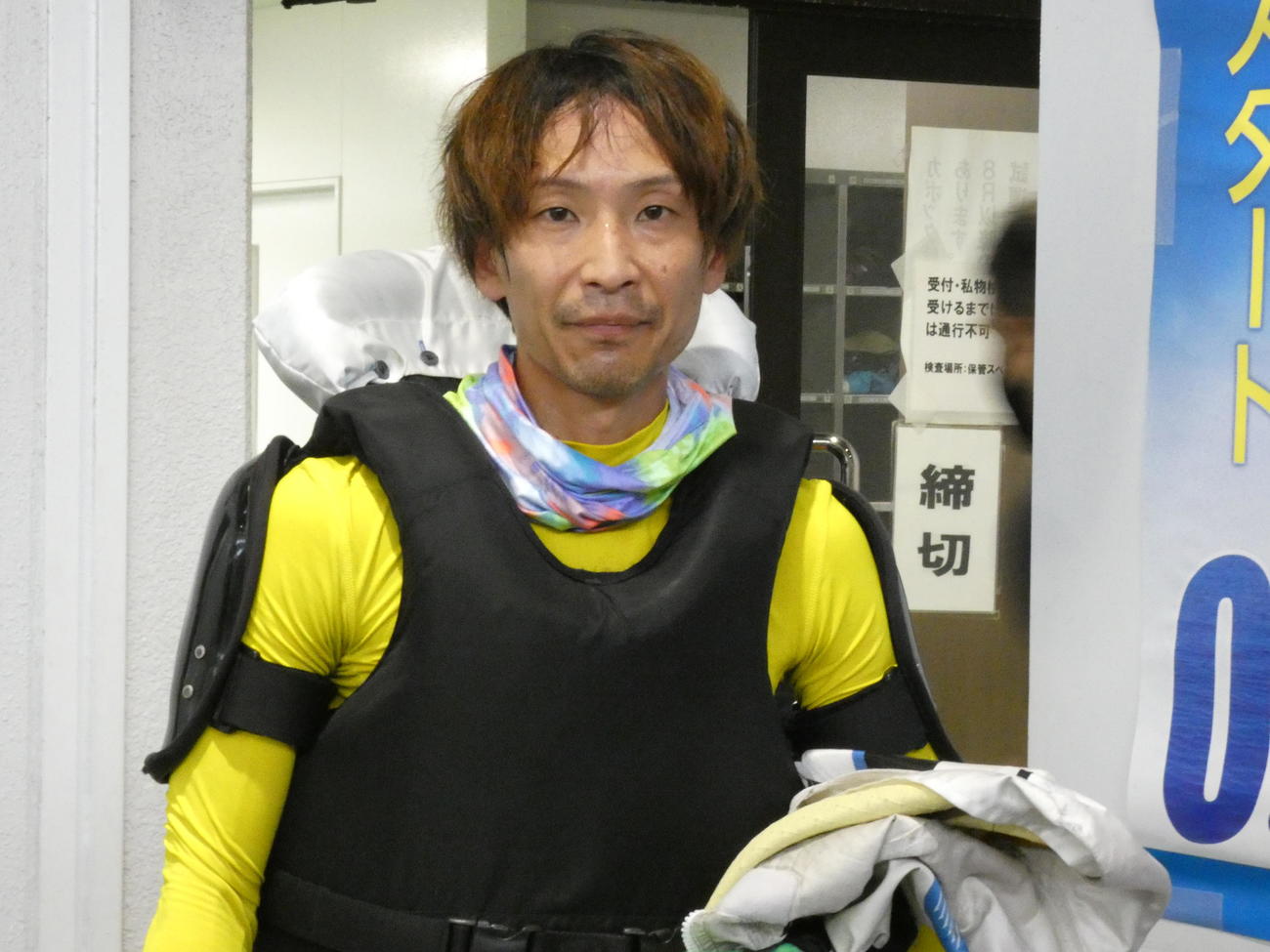 吉田拡郎が連続Vめがけて握る（撮影・前原一樹）