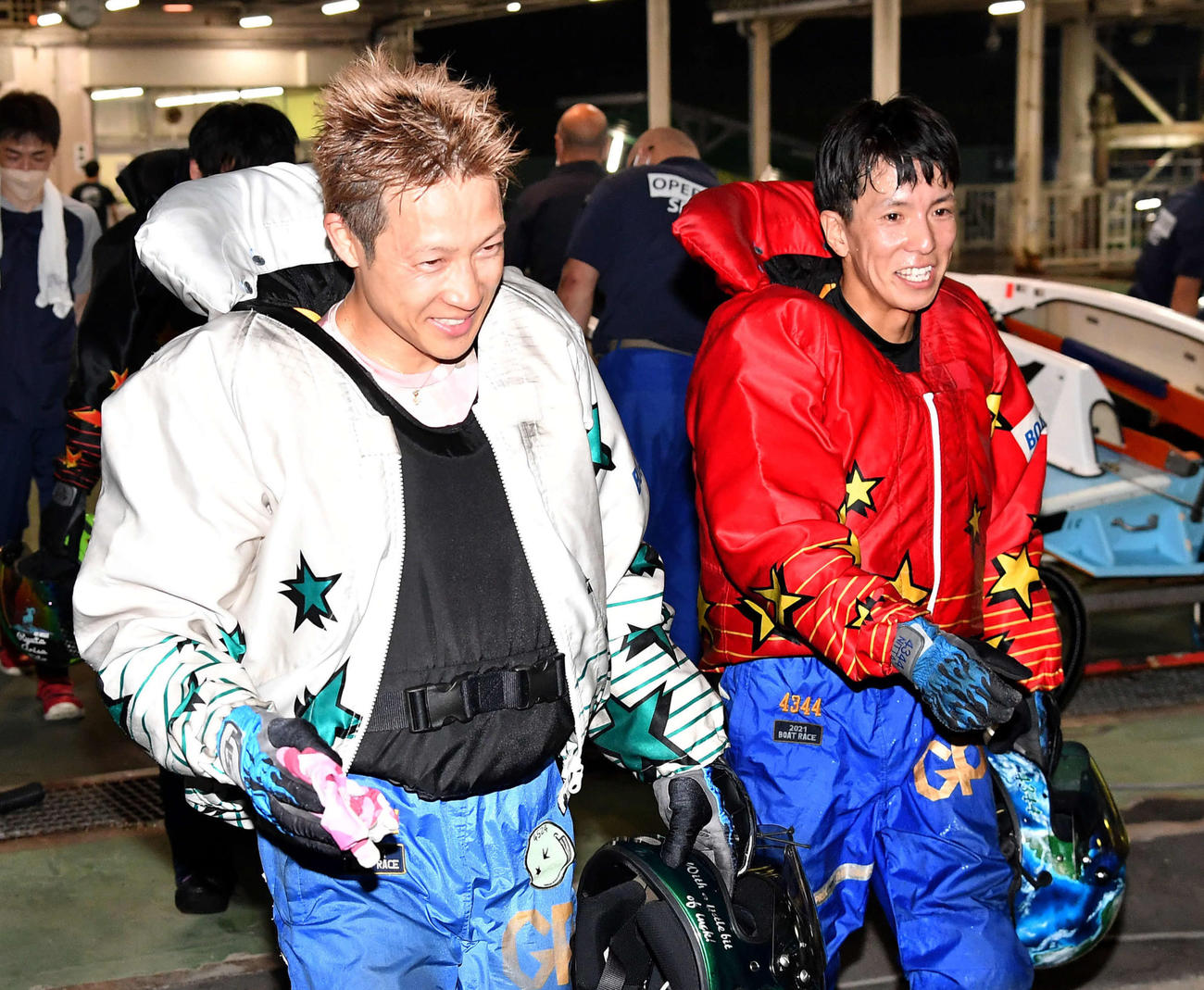 準優11Rを逃げ切った深谷知博（左）と2着の新田雄史